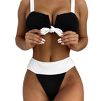 Damen Hochgeschnittener Bikini mit Knötchen-Detail