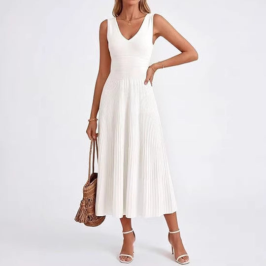 Damen Plisseekleid mit V-Ausschnitt und weitem Saum R&B