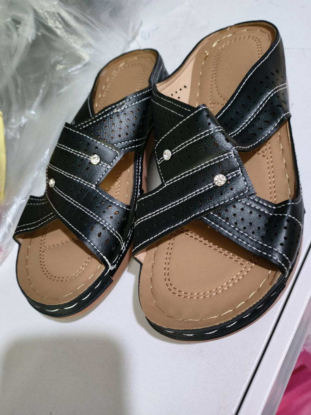 Damen Komfortable Clogs mit strategischer Perforation und gepolsterter Sohle R&B