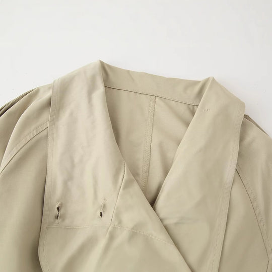 Damen modische Kurzjacke mit zwei Reihen Knöpfen und breitem Kragen R&B