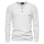 Herren Langarm-Henley-Shirt mit strukturierter Oberfläche und modischer Knopfleiste