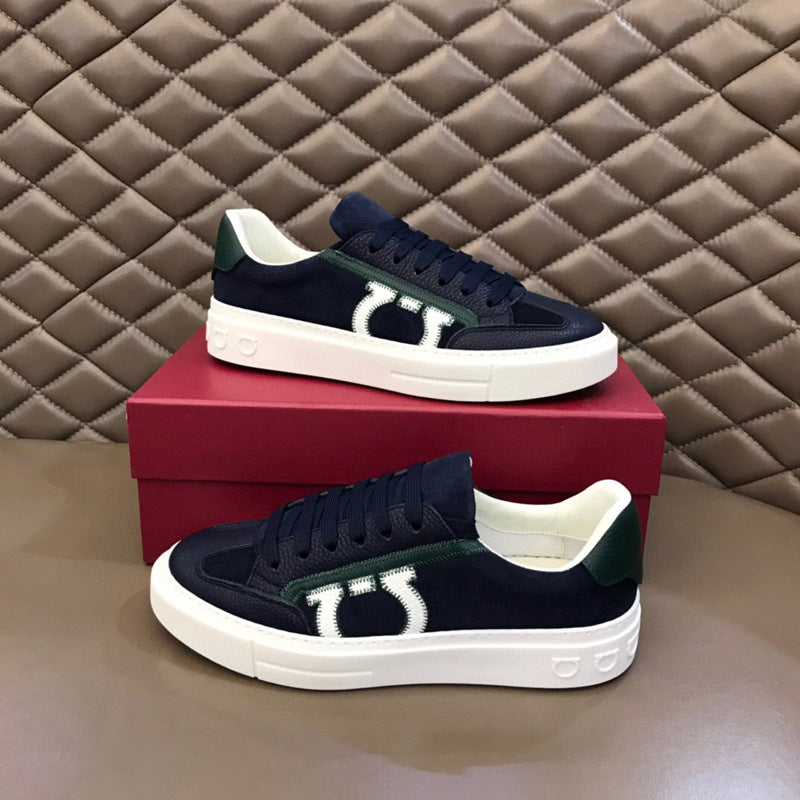 Damen Sportliche Sneakers mit auffälligem Logo-Detail und rutschfester Sohle R&B