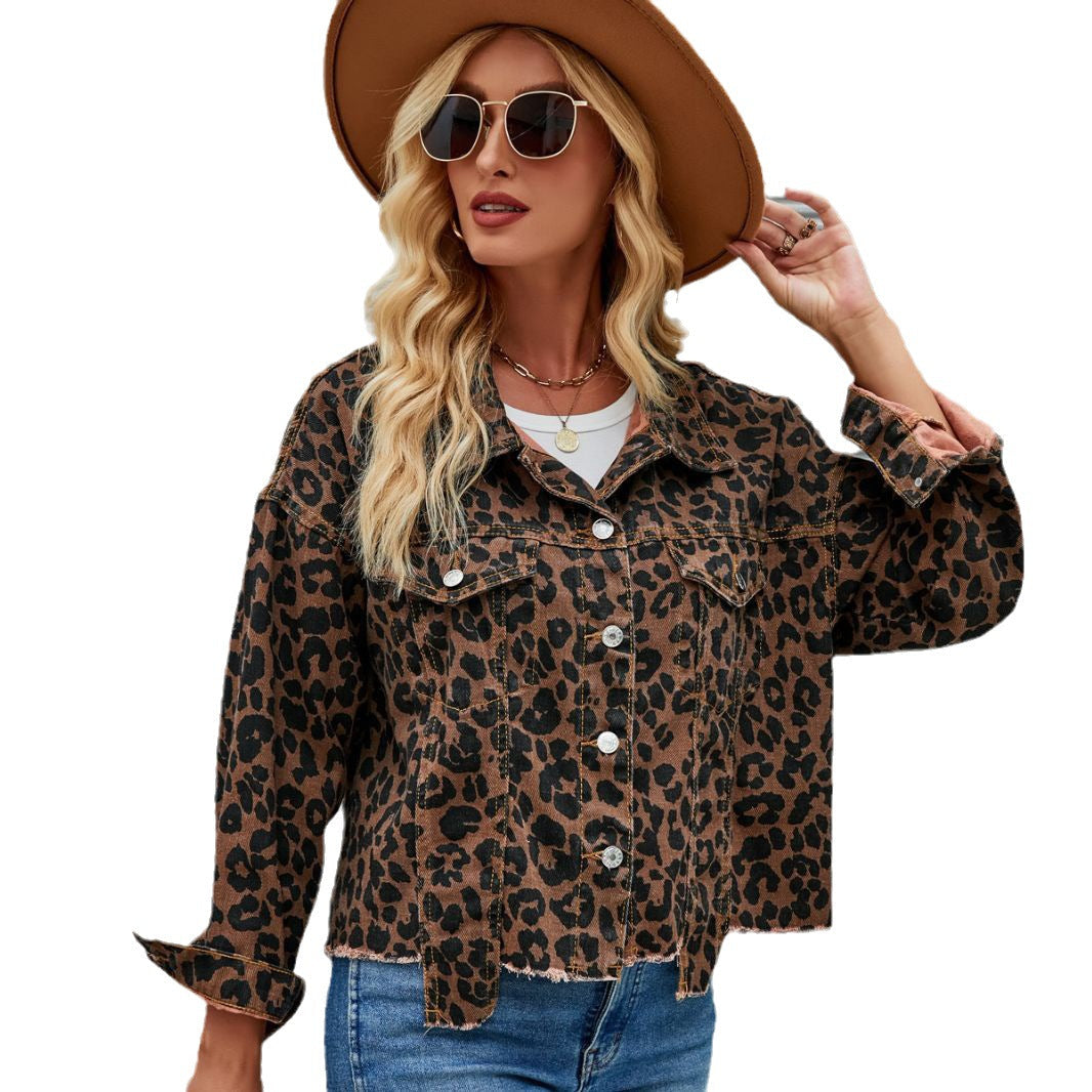 Damen Jeansjacke im angesagten Leo-Design mit oversized Schnitt R&B