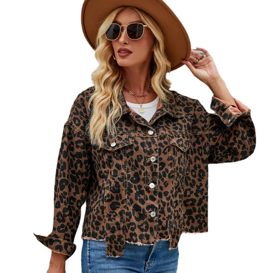 Damen Jeansjacke im angesagten Leo-Design mit oversized Schnitt R&B