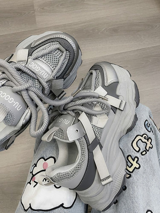 Damen Sportliche Chunky Sneakers mit atmungsaktiver Mesh-Oberfläche und innovativem Schnürsystem R&B