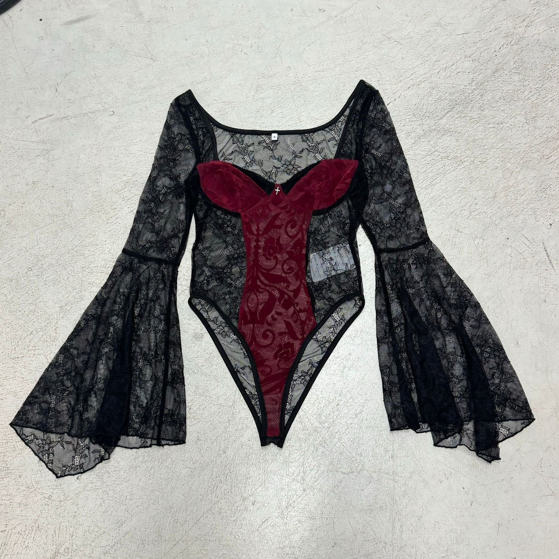 Damen Spitzen-Bodysuit mit voluminösen Ärmeln und eleganten Verzierungen R&B