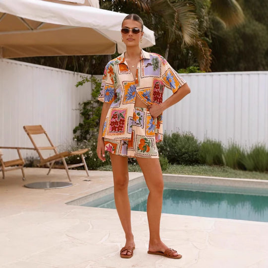 Damen Kurzarm-Hemd mit passender Shorts im floralem Design R&B