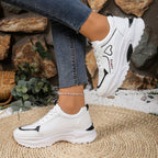 Damen Sneakers mit verspieltem Herzdesign und gepolsterter Sohle R&B