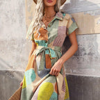 Damen Hemdkleid mit buntem geometrischem Muster und Taillengürtel R&B