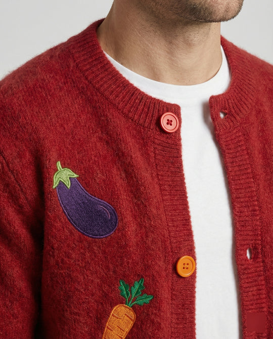 Lässige Retro Strickjacke mit bunten Regenbogen-Knöpfen und feiner Stickerei