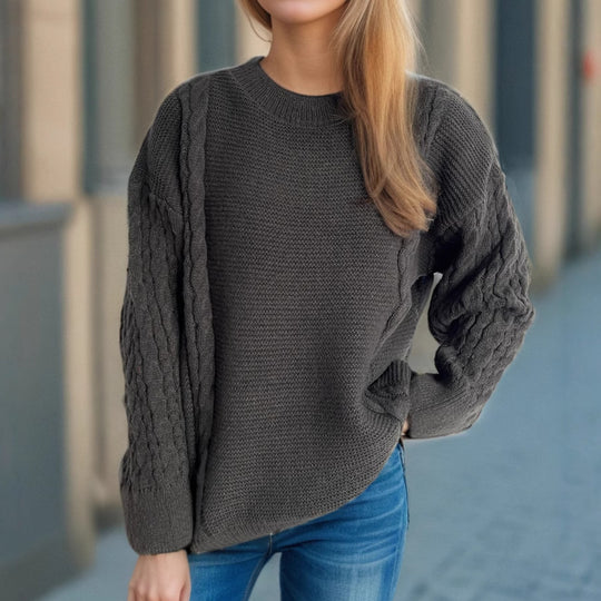 Damen Grobstrickpullover mit eleganten Zopfmuster und lässigem Schnitt R&B