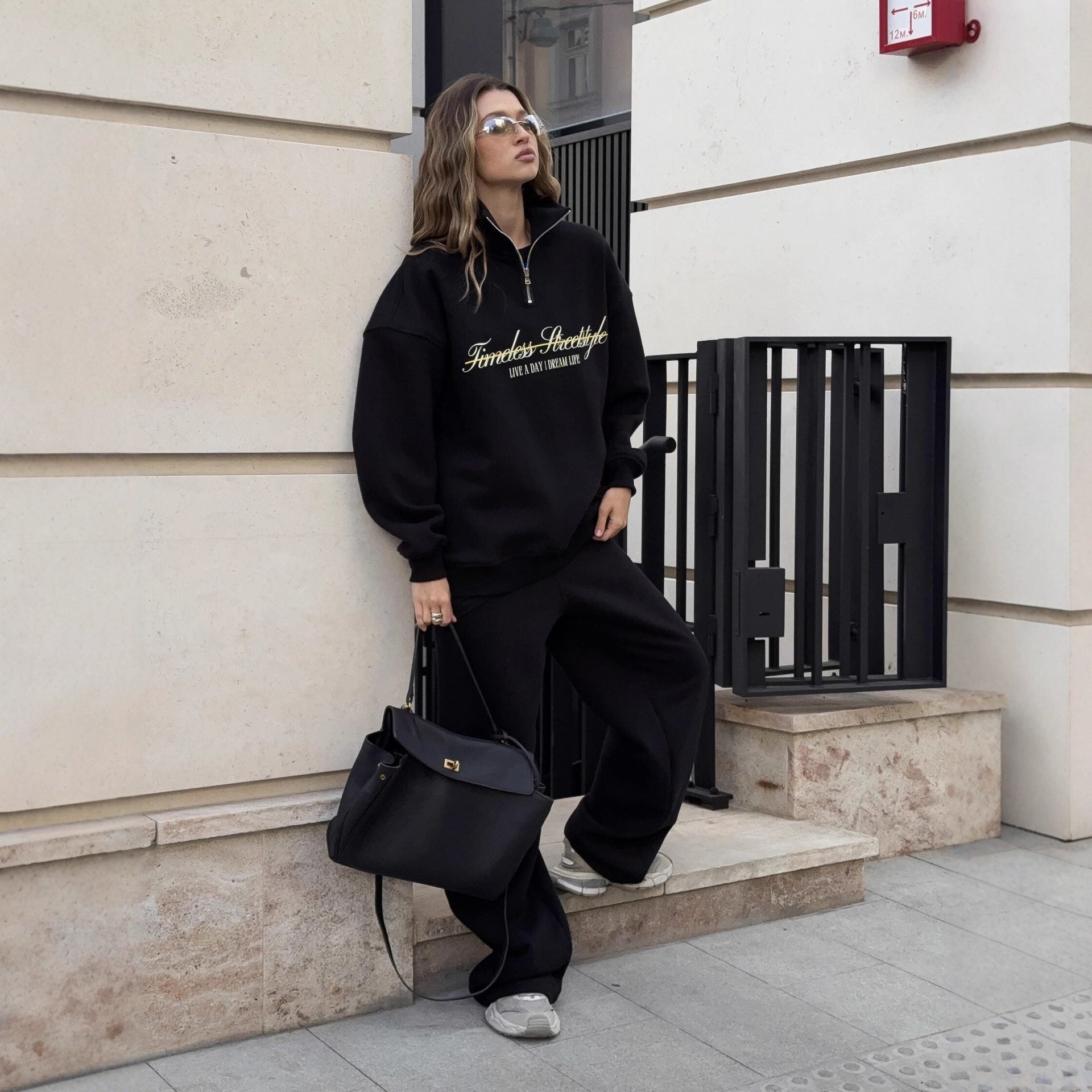 Damen nan oversized Halbzip-Sweatshirt mit hohem Stehkragen und Statement-Print R&B