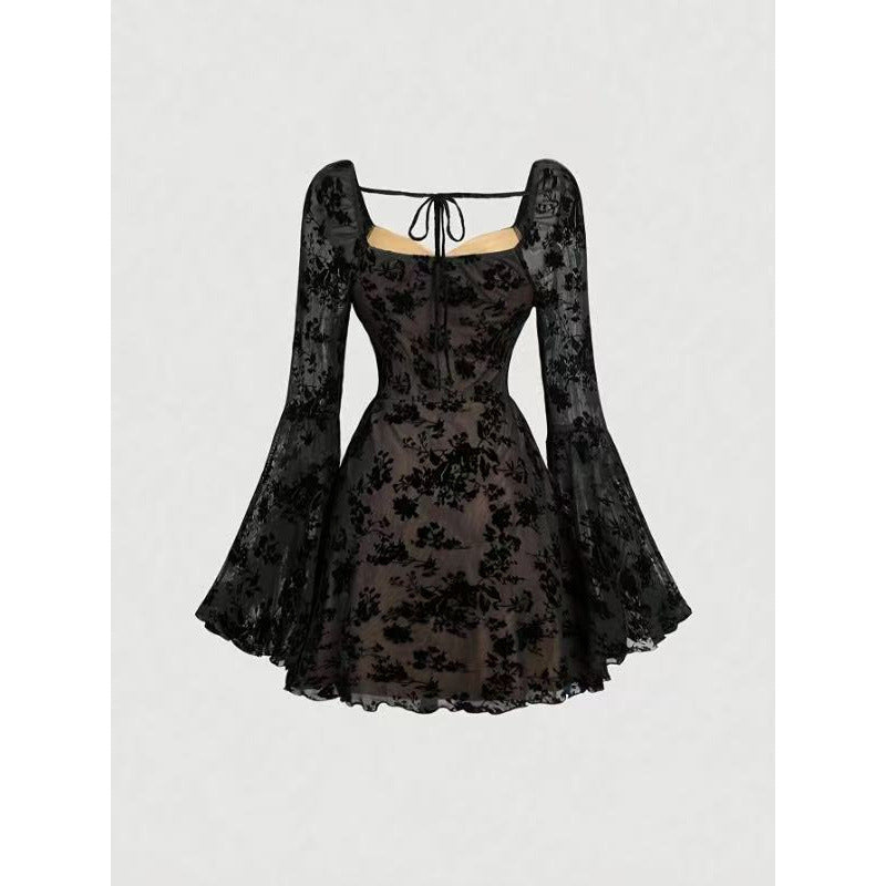 Damen Mini-Kleid mit floralen Spitzenärmeln und verführerischem Ausschnitt R&B