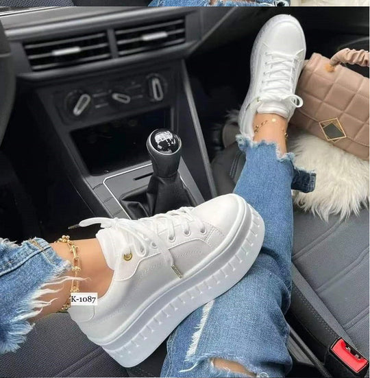 Damen modische Plateau-Sneaker mit glänzender Oberfläche und atmungsaktivem Innenfutter R&B