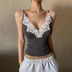Damen Elegantes Top mit Spitzenverzierung und tiefem V-Ausschnitt R&B