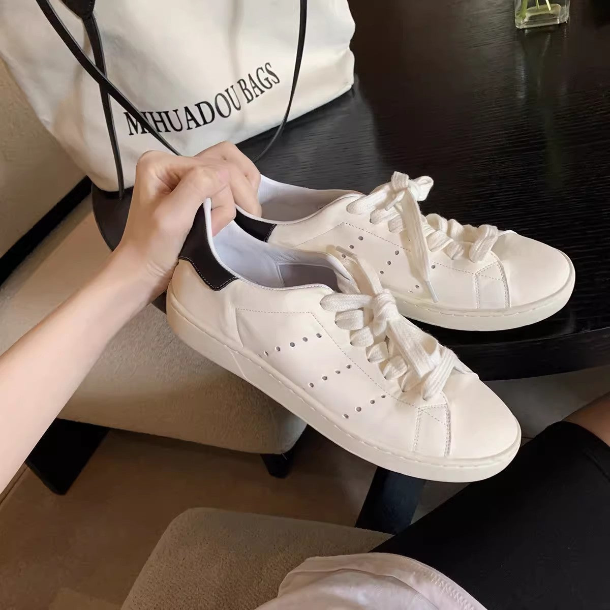 Damen Sportliche Sneaker mit atmungsaktiver Oberflächenstruktur und gepolsterter Sohle