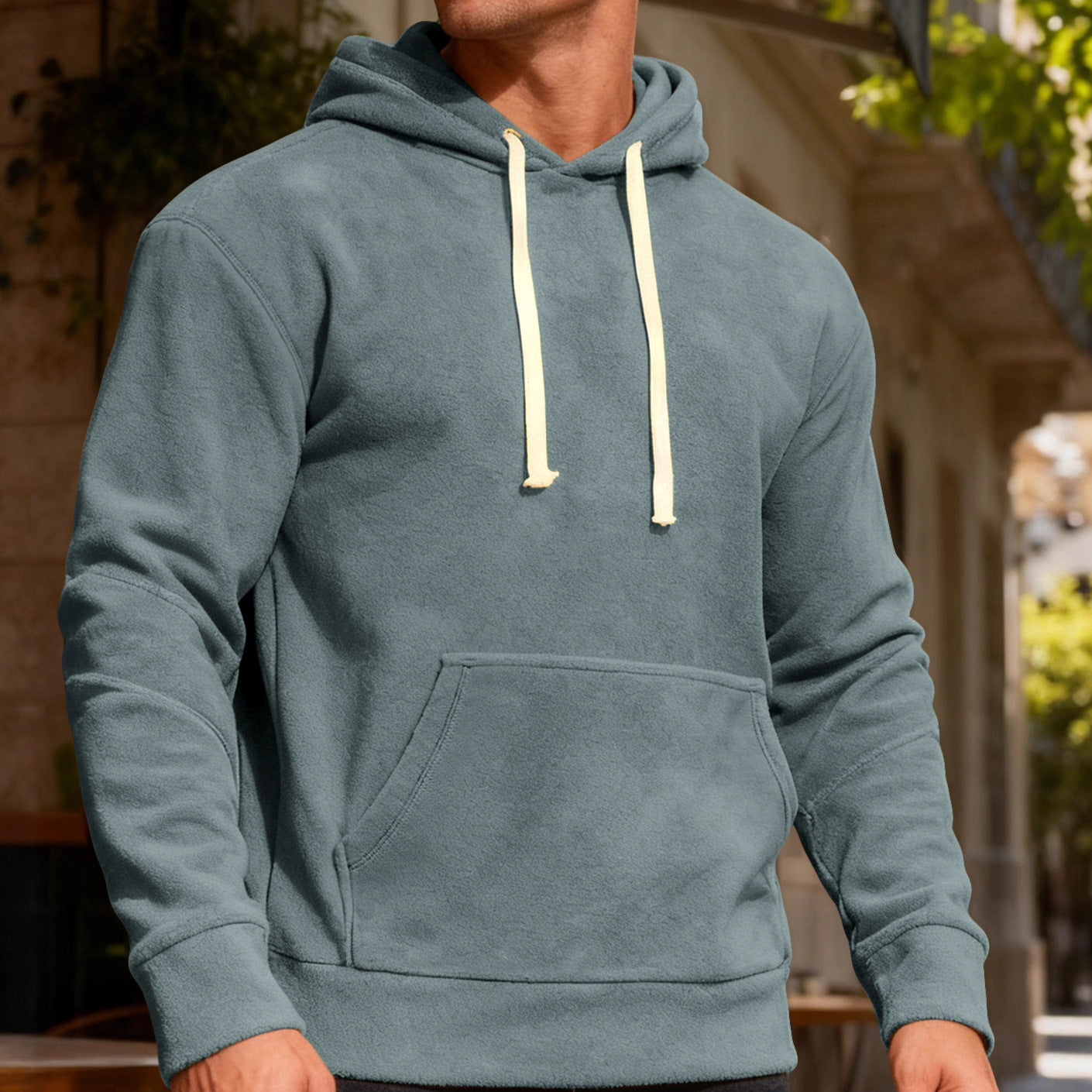 Herren nan samtweicher Kapuzenpullover mit Nahtdetails, Kängurutasche und Kontrastkordel R&B