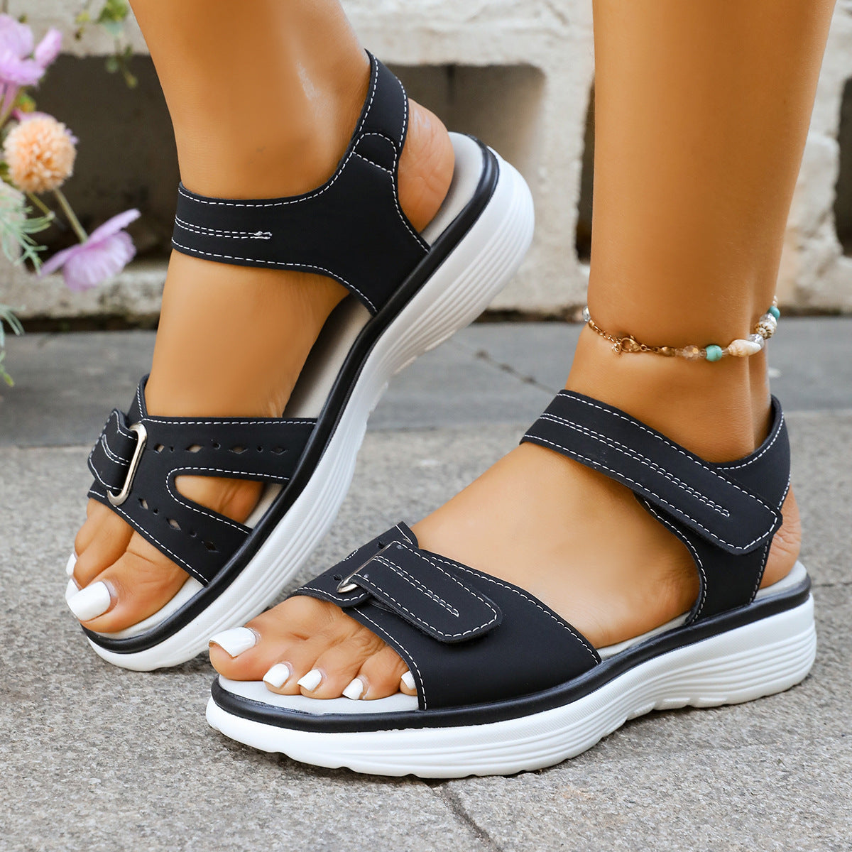 Damen Komfortable Sandalen mit verstellbaren Riemen und ergonomischer Sohle R&B