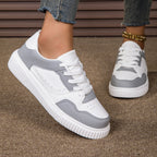 Damen nan niedrig geschnittener Sneaker mit geriffelter Profilsohle, gepolstertem Schaft und perforiertem Obermaterial R&B