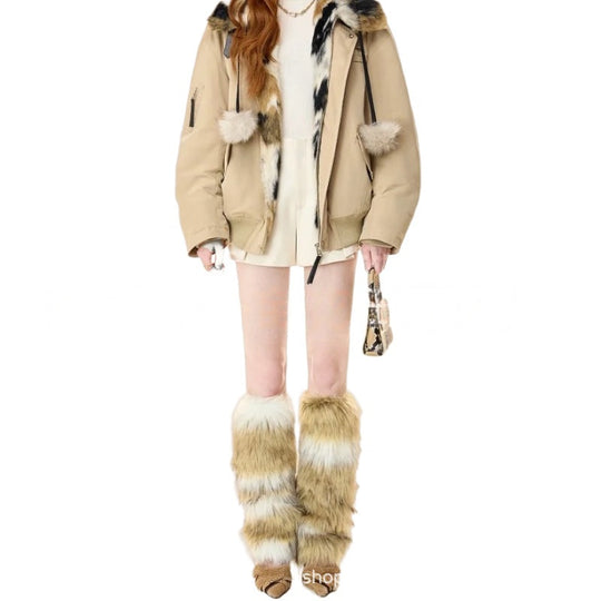 Damen modische Winterjacke mit luxuriösem Fellkragen und Kängurutasche R&B
