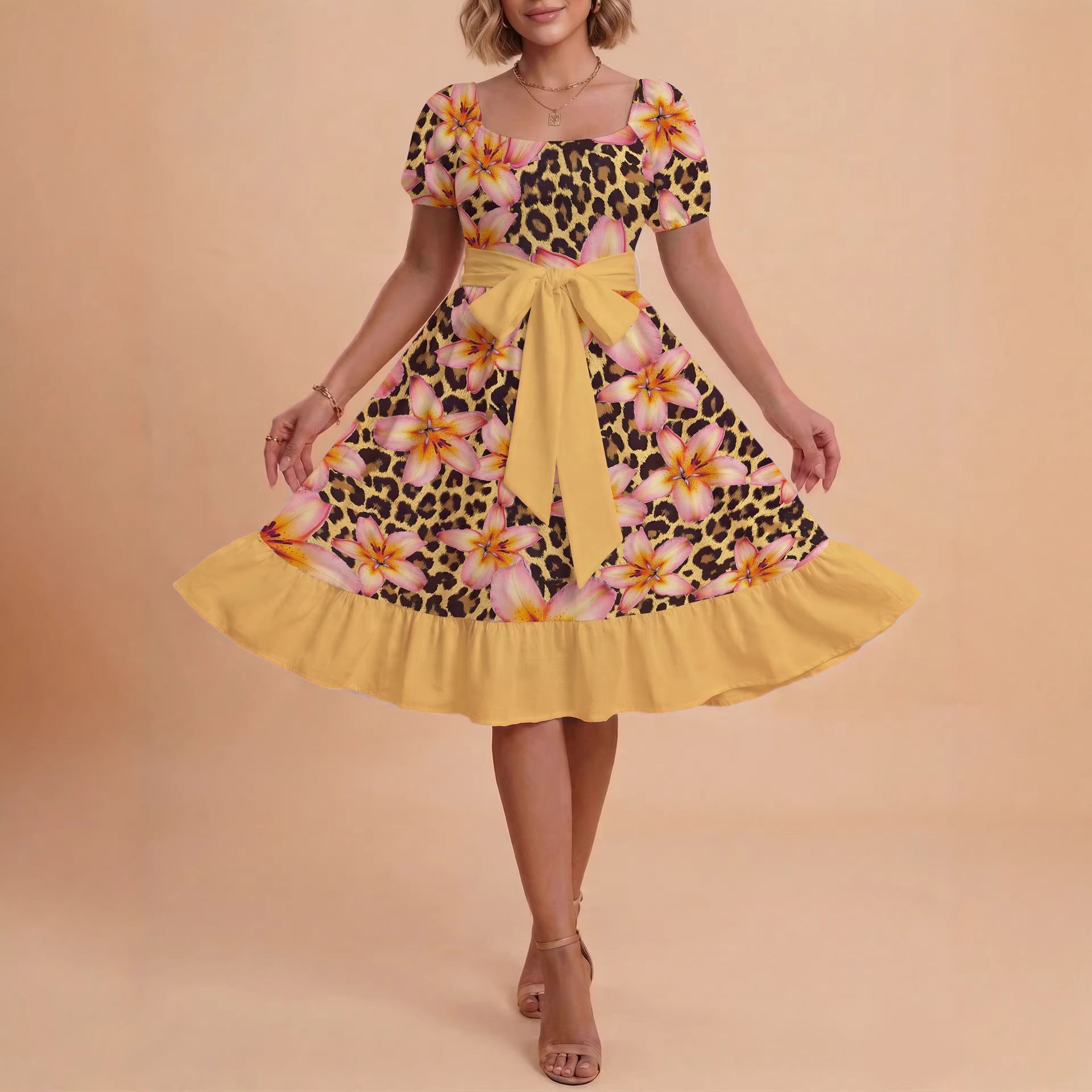 Damen schickes Glitzerkleid mit tailliertem Schnitt und Rüschensaum EB