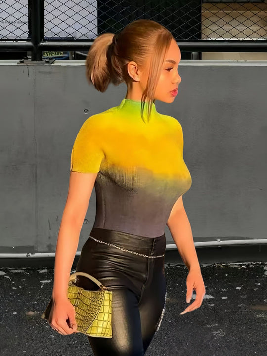 Damen Kurzarm-T-Shirt mit modernem Farbverlauf und hohem Kragen R&B