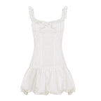 Damen verspieltes Babydoll-Kleid mit Rüschendetails und schwingendem Saum R&B