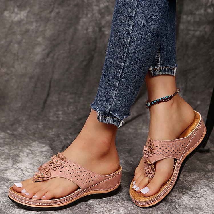 Damen komfortable Zehentrenner-Sandalen mit modischen Blumendetails und anatomischem Fußbett R&B
