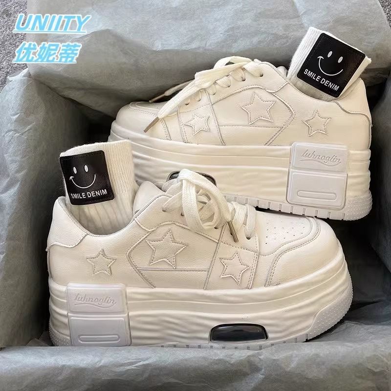 Damen Sneakers mit modischem Sternenmuster und hochwertiger Sohle R&B