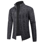 Herren Freizeit Strickjacke mit hohem Kragen und modernem Zipper
