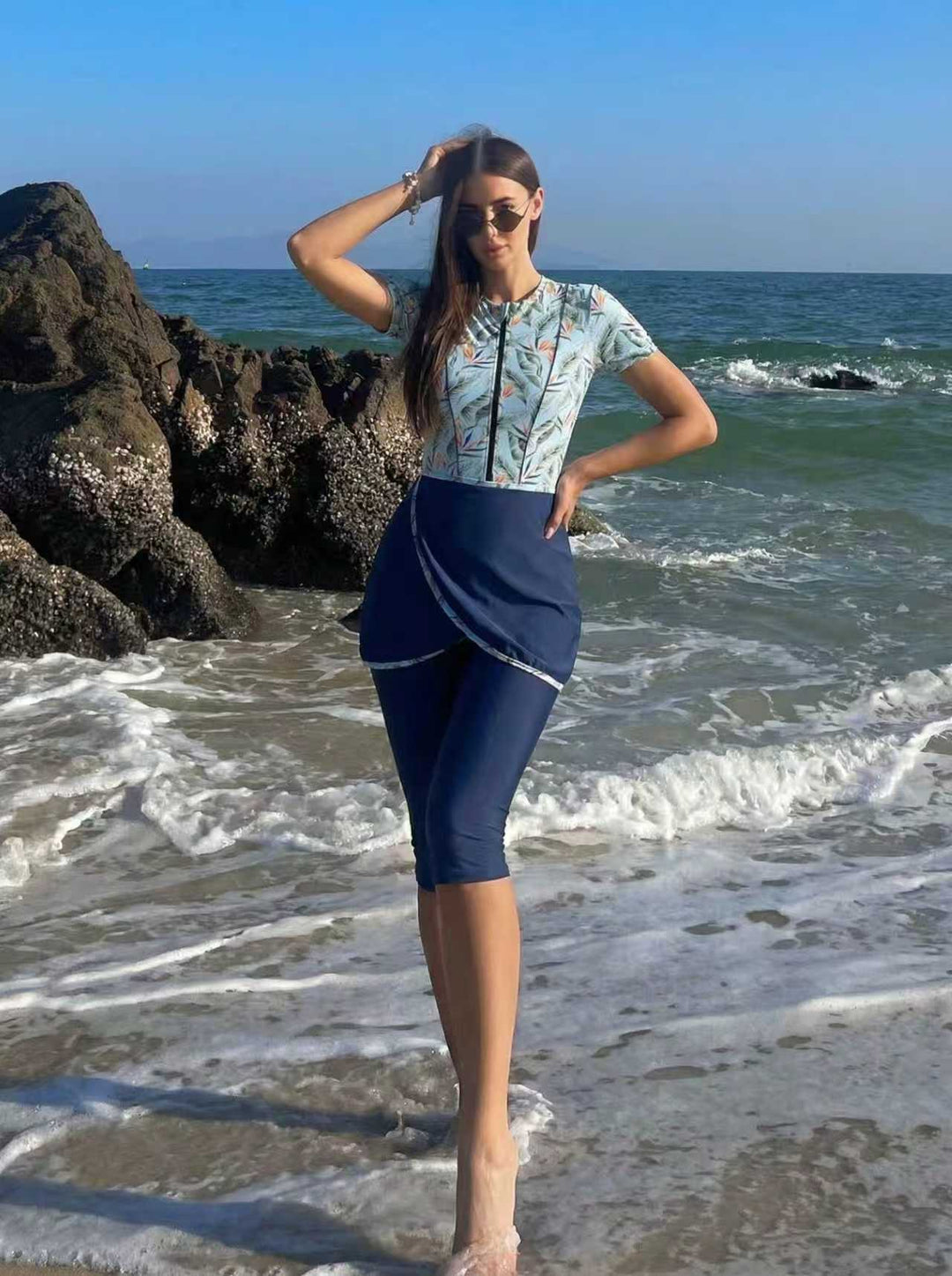 Damen Modischer UV-Schutz-Schwimmanzug mit asymmetrischem Schnitt R&B
