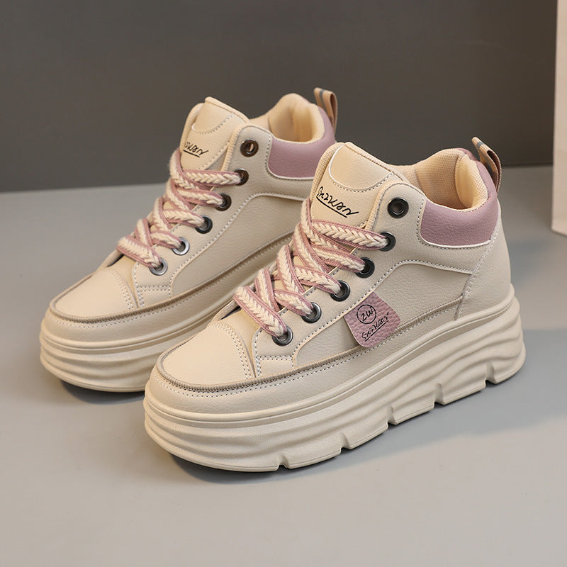 Damen Plateausneaker mit modischen Schnürsenkeln und stabiler Sohle R&B