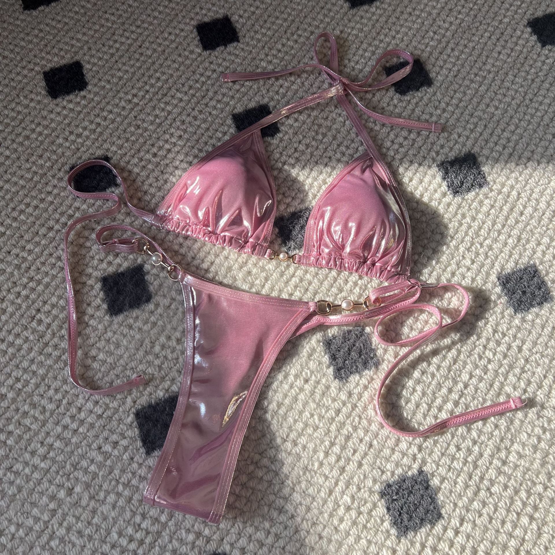 Damen Triangel-Bikini mit verstellbaren Trägern und glänzenden Akzenten R&B