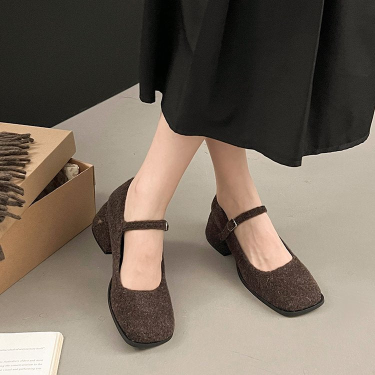 Damen Ballerina-Schuhe mit modischem Riemchen und hochwertiger Oberflächenstruktur R&B