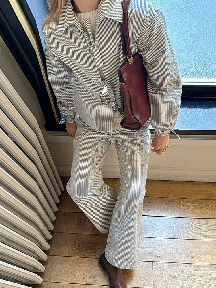 Damen modisches gestreiftes Zweiteiliges Set mit Oversized Jacke und weitem Hosen R&B