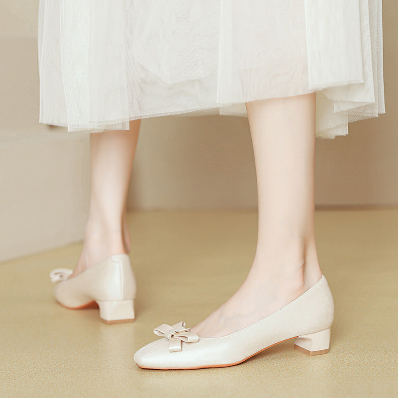 Damen elegante Ballerinas mit modischer Schleife und komfortablem Blockabsatz