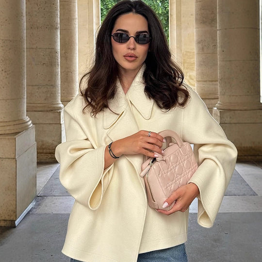 Damen oversized Wolljacke mit voluminösen Ärmeln R&B