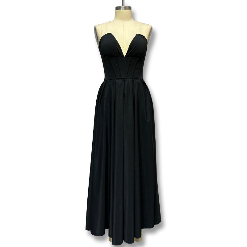 Damen Elegantes und figurbetontes Abendkleid mit tiefem Ausschnitt R&B