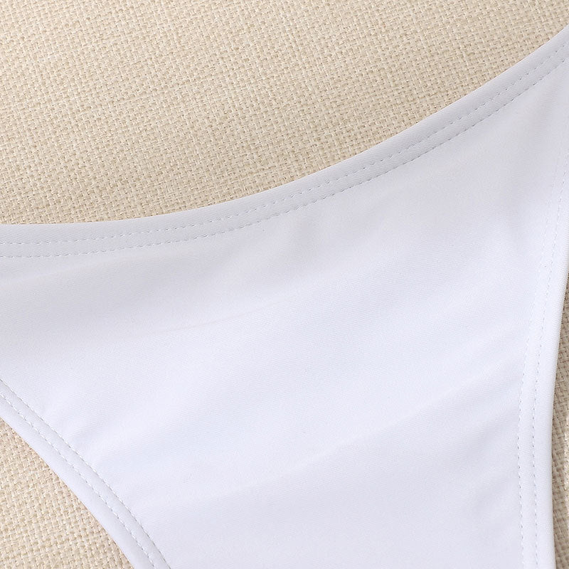 Damen Bikiniunterteil mit schmalen Seitenlinien und figurbetonendem Schnitt R&B