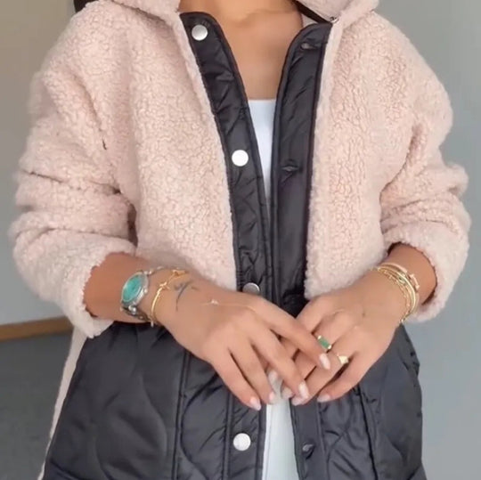 Damen Kuschelige Teddyjacke mit Reißverschluss und Kapuze R&B