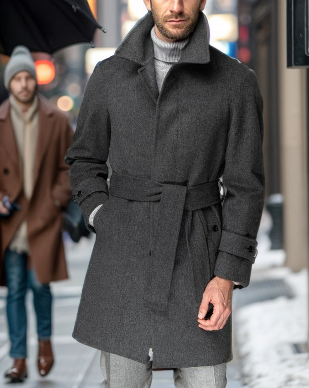 Herren modischer Wolltrenchcoat mit Bindegürtel und großen Taschen R&B