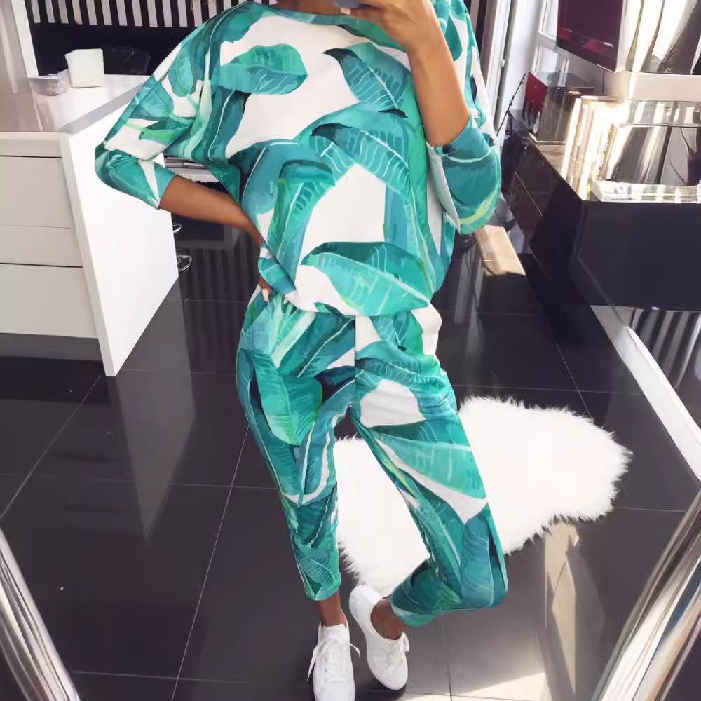 Damen Freizeitanzug mit floralem Print und praktischen Taschen R&B