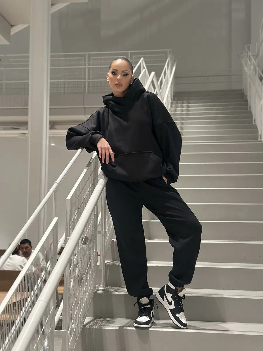Damen gemütlicher Oversized Hoodie mit intuitivem Kordelzug und passender Jogginghose R&B