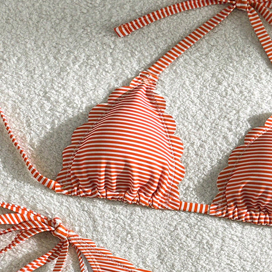 Damen Triangel-Bikini mit verspieltem Rüschendesign und Bindebändern R&B