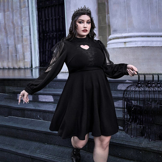 Damen verspieltes Kleid mit herzförmigem Ausschnitt und transparenten Puffärmeln R&B