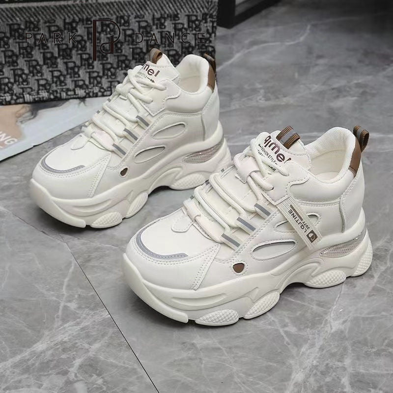 Damen Sportliche Sneakers mit luftiger Mesh-Oberfläche und robuster Sohle
