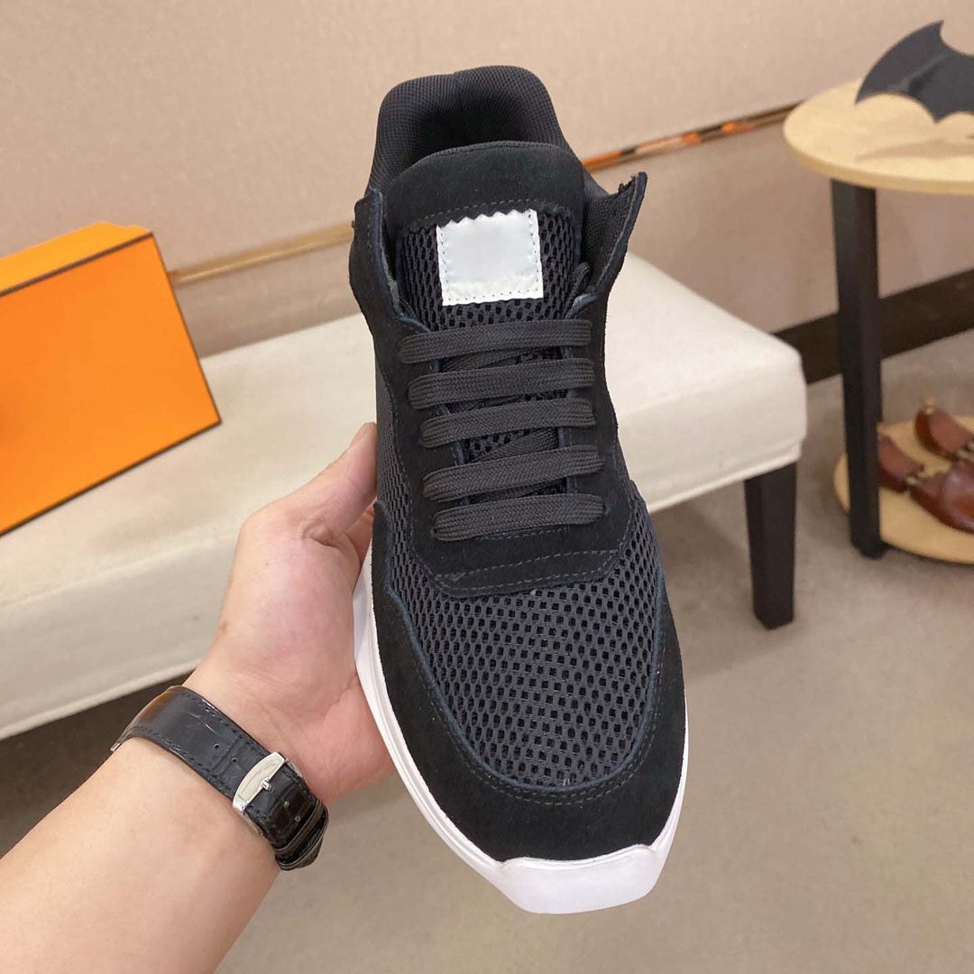 Damen Sportsneaker mit atmungsaktiver Netzstruktur und dämpfender Sohle R&B