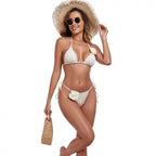 Damen Triangel-Bikini mit raffinierten Blumenakzenten und eleganter Rippstruktur R&B