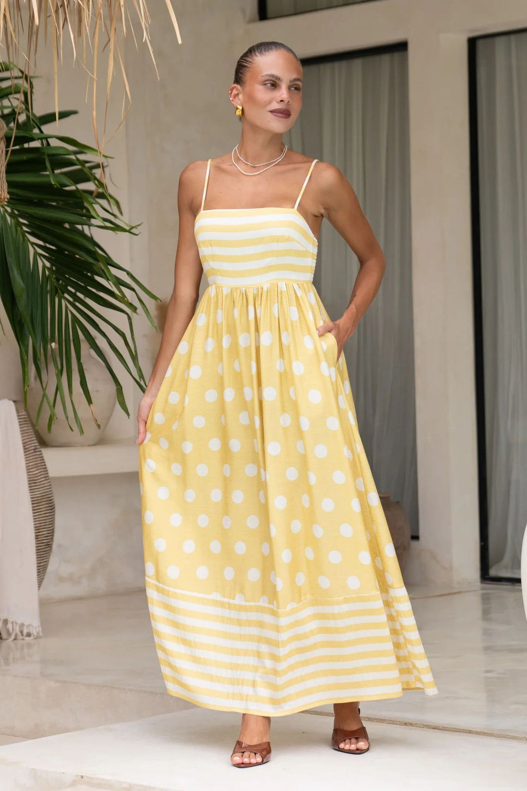 Damen Maxikleid mit gerafftem Oberteil und verspieltem Punkt- und Streifenmuster R&B