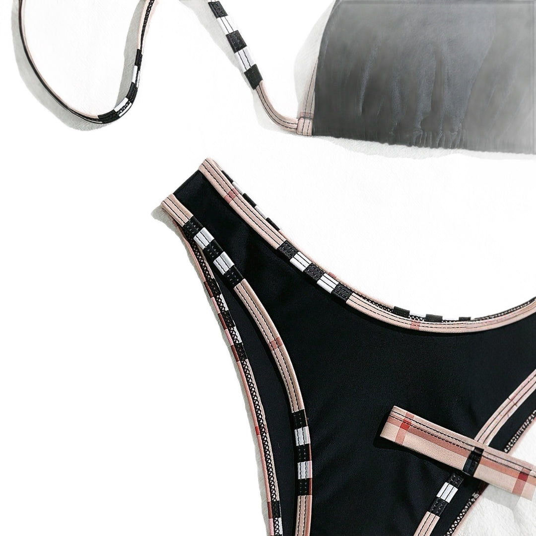 Damen Triangel-Bikini mit Struktur und modischen Akzenten R&B